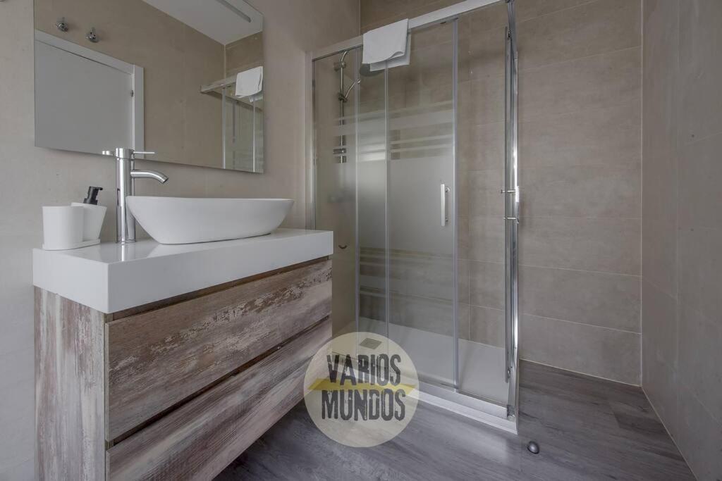 Luxury&Cool 9Pax Con Vistas Al Centro De Madrid Apartman Kültér fotó